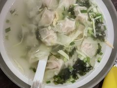 鸡汤小馄饨-弄堂咪道-饭香·面香·馄饨香(钦州北路田尚坊店)