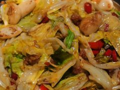 -有红鸡毛店·川菜(建设路店)