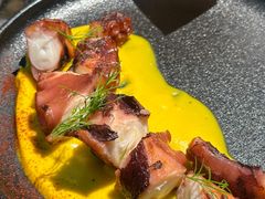 炙烤低温慢煮澳洲章鱼腿-LES ELITES 英集荟(南京西路店)