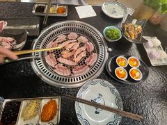 雪花松板肉-炙忧烤肉屋(中国铁建广场店)