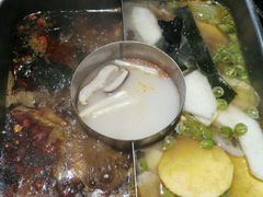 青柠锅底-新辣道鱼火锅(摩尔城店)