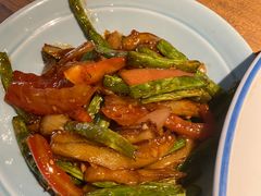 -蜜桃餐厅·伴山(湖滨商业街店)