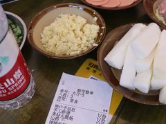 -黄潇洒老火锅(九眼桥宏济巷店)