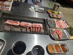 -马路牙子烧烤音乐酒馆(望京店)