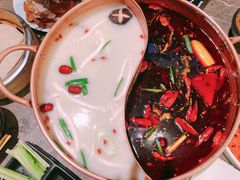 -三人行骨头王火锅(长寿店)