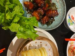 龙井脆皮茶香肉-老头儿油爆虾·知味杭州(爱琴海购物中心)