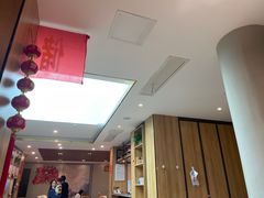 -有红鸡毛店·川菜(建设路店)