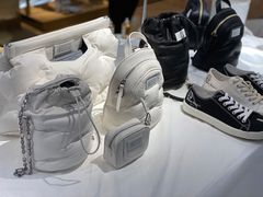 -乐蓬马歇百货公司(Rive Gauche)
