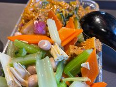 芹菜腐竹花生米-聚合鑫东北熏酱熟食麻辣面(长阳店)
