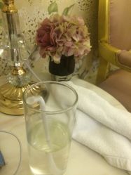 -蕾蕾美颜美容美体