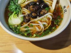 -龙记桂林米粉(财满街店)