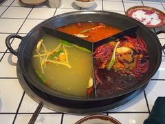 -巴卤社老火锅(财富店)