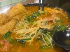 -肥汁米蘭香港米线(定西路店)
