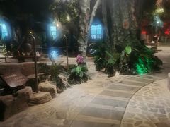 -泉城欧乐堡戏水湾艺术养生温泉