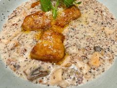 -玛格萝妮比萨屋(四平店)