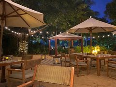 -三亚艾迪逊酒店·海滩烧烤 BARBACOA·现场乐队·浪漫晚餐·烧烤海鲜