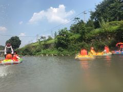 -仙山谷激浪漂流