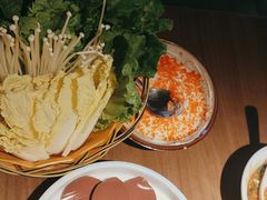 -蔡婶牛腩牛杂煲(长安万科店)