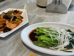 -何适山庄 ·可团建(水长城P2停车场店)