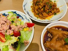 鲍汁鸡爪-宴会中心