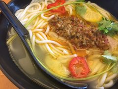 -三千粉牛肉米粉(来客茂店)