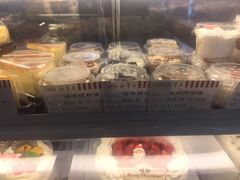 -红宝石·鲜奶小方·海派西点房(浦三店)