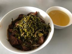 葱油拌面+红烧牛肉+雪菜-上海为民商行清真饭店(南大路店)