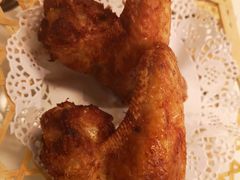 -新大咀港式茶餐厅(宝山万达店)