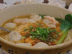 馄饨竹升面-全渔村小海鲜