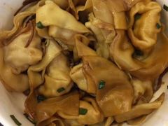 -笑来喜馄饨小笼工坊店(湖滨街店)