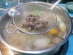 -湾区九号鲜切牛肉火锅(明珠南路店)