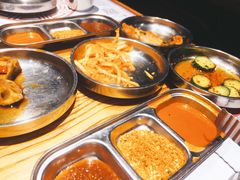 -青瓦炭韩潮烤肉(花园道店)