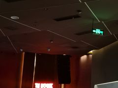 -TZ House音乐现场(来福士中心店)