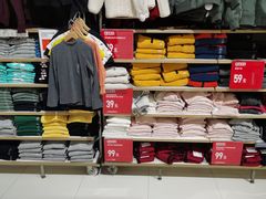 -优衣库(重庆星光时代广场店)