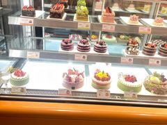 -罗森尼娜(德思勤店)