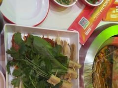 -宏姐串串香(宏伟路店)