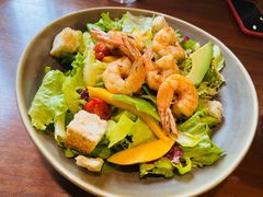 柠檬汁拌扒鲜虾牛油果沙拉-G+KITCHEN(龙湖狮山天街店)