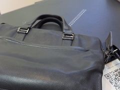 -爱革·奢品·鞋包·衣物·家居(博荟广场店)
