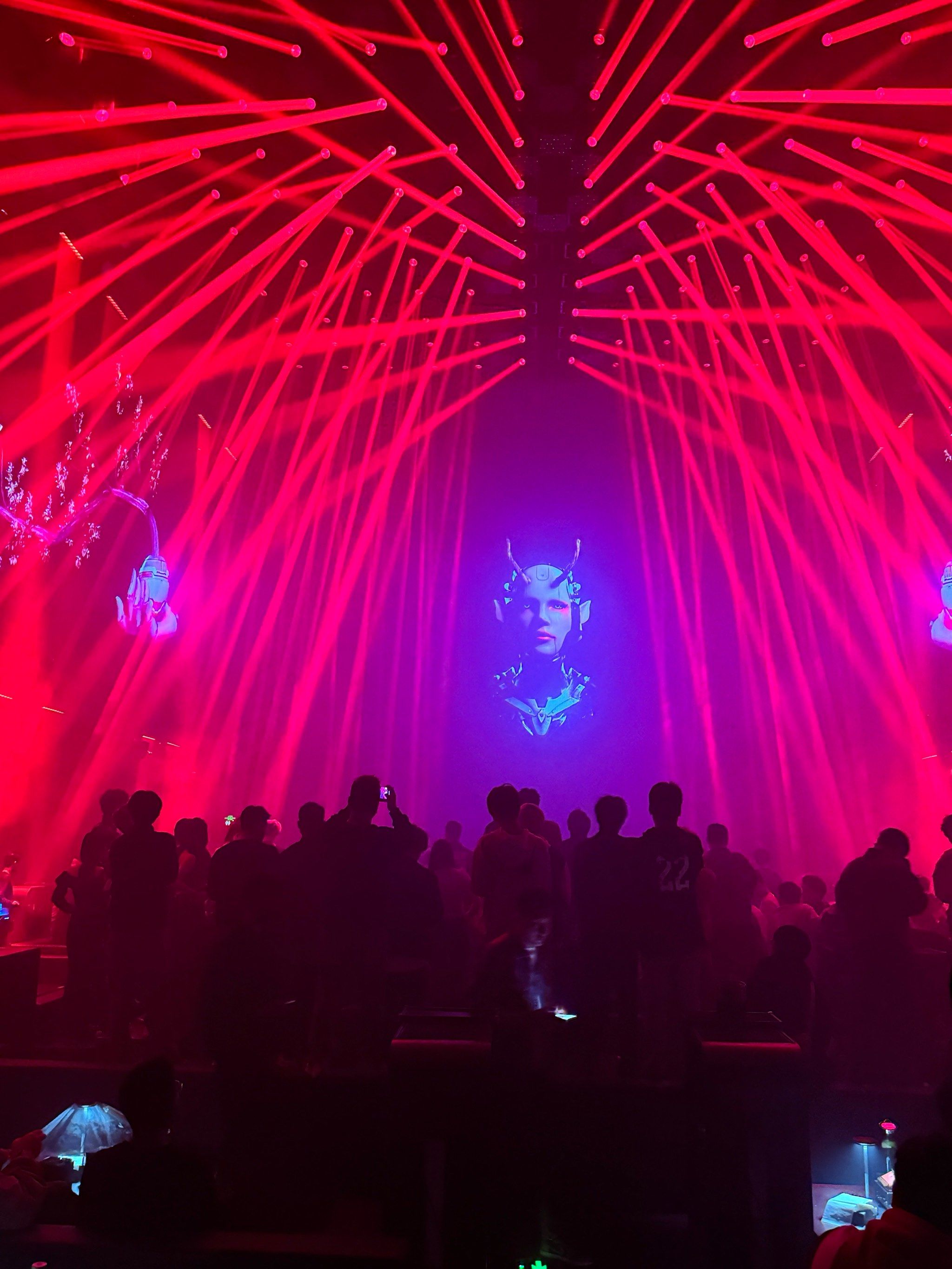 成都的酒吧已经next level了!