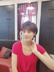 -TOP HAIR SALON