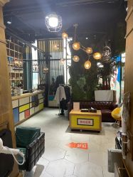 -爱上瑞卡美发沙龙