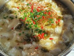 -德林酸菜鱼火锅(南丹店)