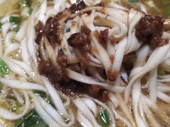 骨汤杂酱面-协茂森老钟家(龙湖滨江天街店)