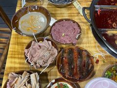 -正南齊北重庆老火锅(光华村直营店)