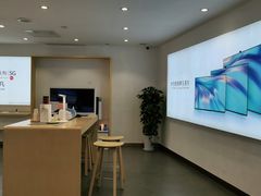 -华为授权体验店(万航渡路)