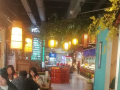 -偶屋里钵少爷(时代广场店)