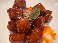 红酒泡牛仔粒-荟廷·晶萃(陆家嘴尚悦湾店)