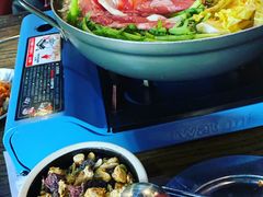 部队锅-MI WU FACTORY米屋美食工厂餐厅(绿地店)