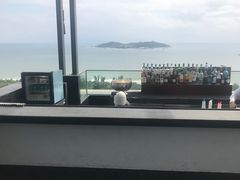 -瑰丽酒店·海吧·天际下午茶·现场DJ·天台酒吧