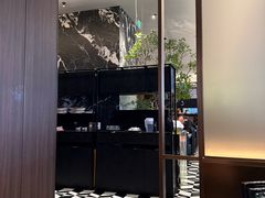 -新白鹿餐厅(滨江银泰店)